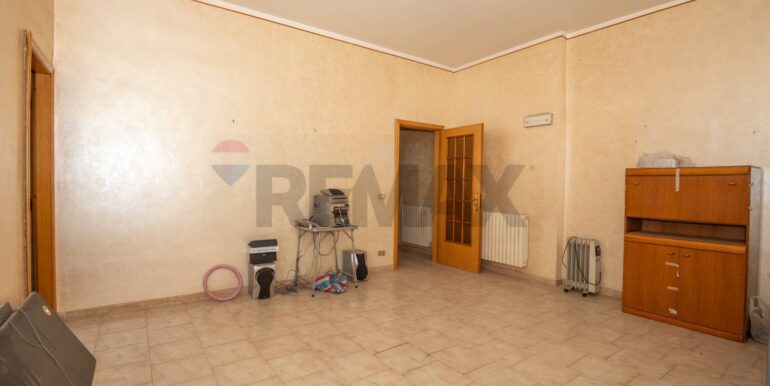 20250320182745-935945-12