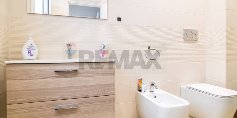 20250321194356-937003-12