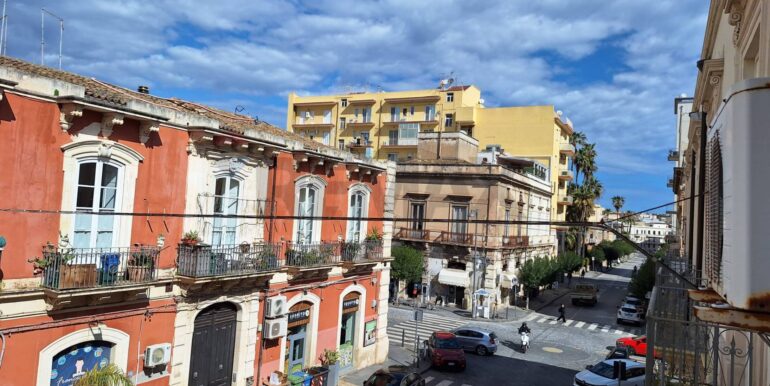 2025032192042-938006-21