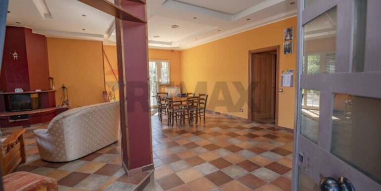 20250325104820-938714-1