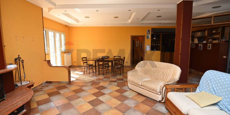 20250325104821-938714-6