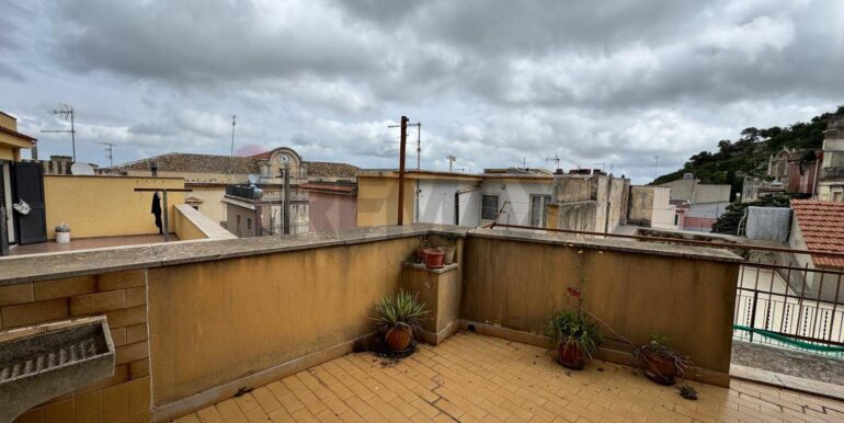 20250325161823-938699-1