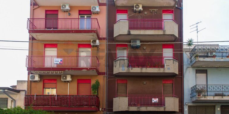 20250327203449-938898-1