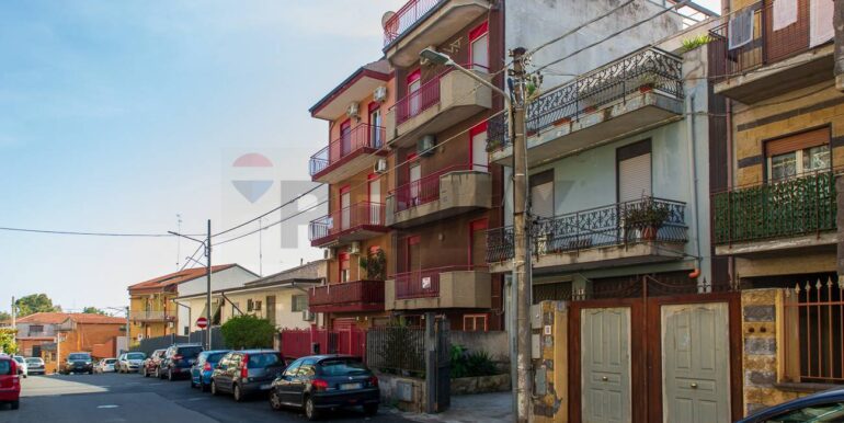 20250327203457-938898-3