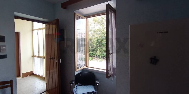 20250328112759-939475-38