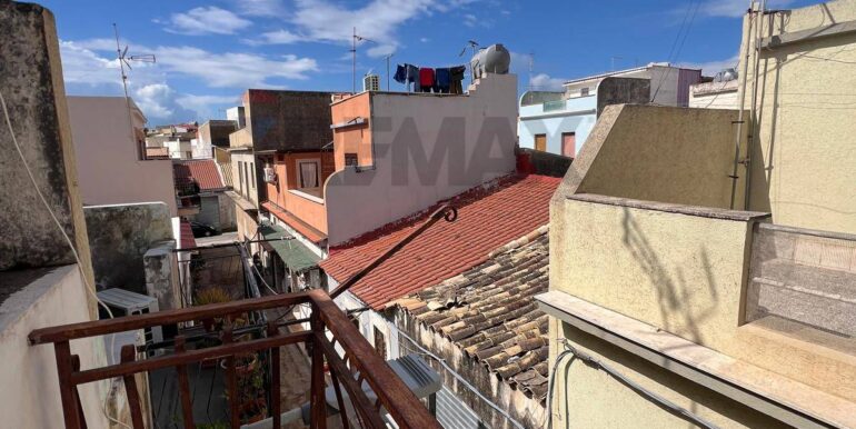 2025033180418-939700-1