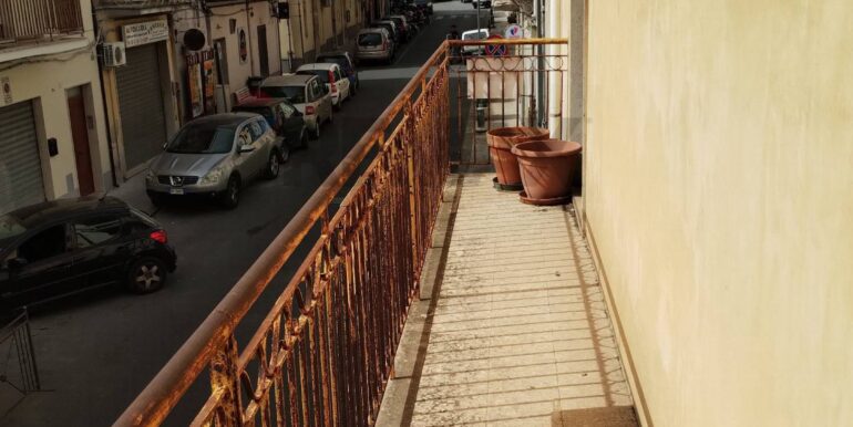 20250401205643-940261-3