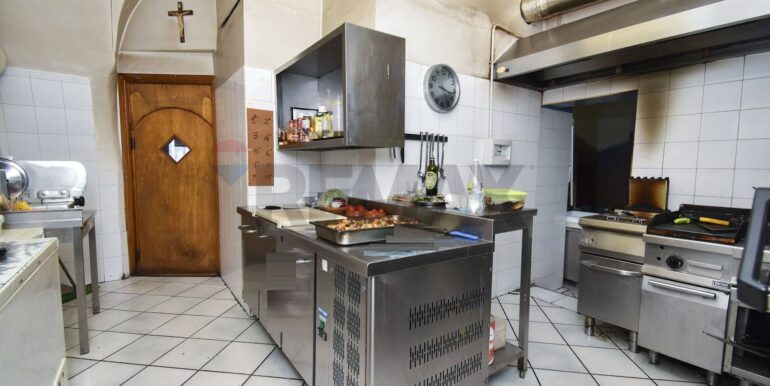 20250403205959-939681-28