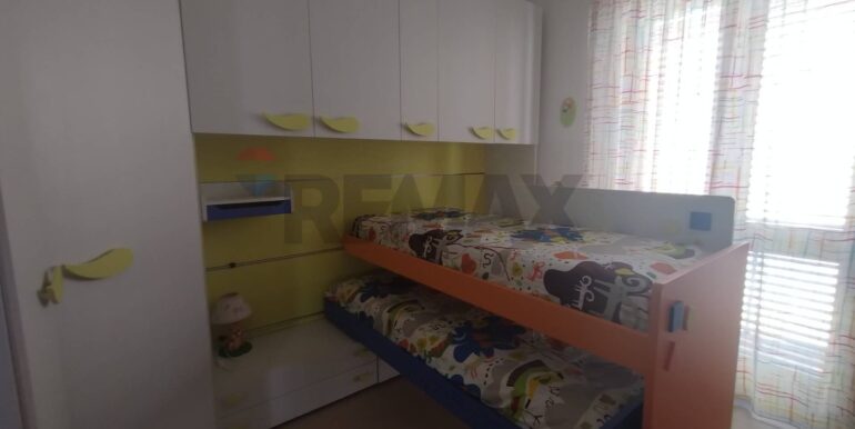 20250404193001-942041-13