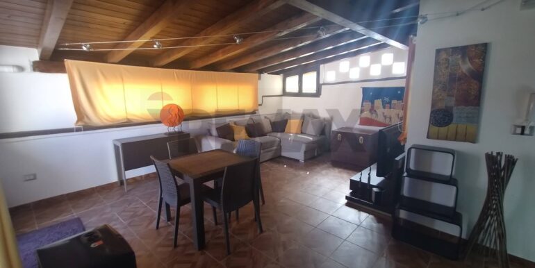 20250404193032-942041-25