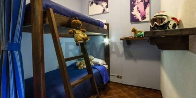 20250406225327-942286-21