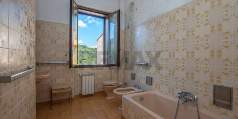 20250407191600-942601-18