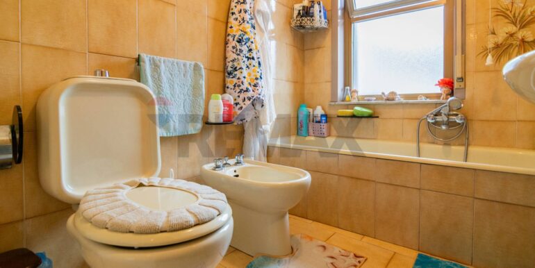 20250407192750-924120-11