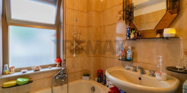 20250407192753-924120-12