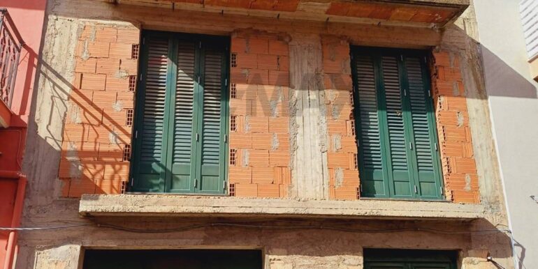 20250408184111-942406-3