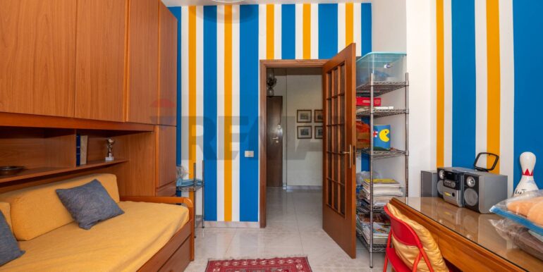 20250414180735-941475-15