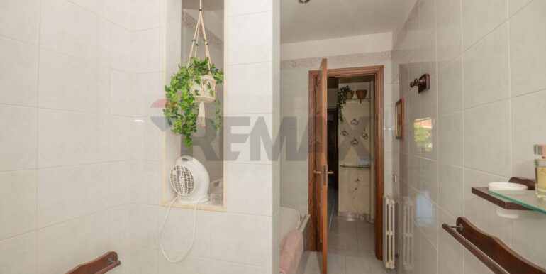 20250414181053-941475-32