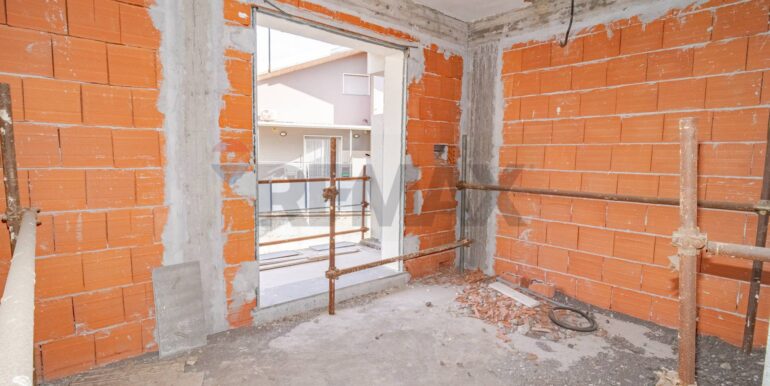 20250417131136-944480-10