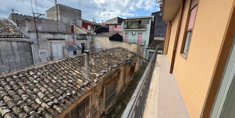 20250418175657-944762-14