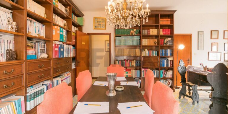 20250429184949-889178-4