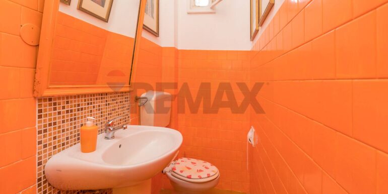 20250429184953-889178-6