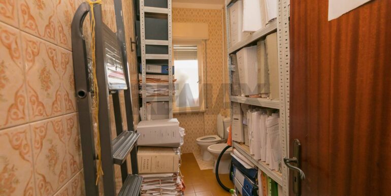 20250429184955-889178-7