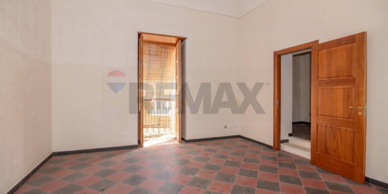 2025043092901-933686-10