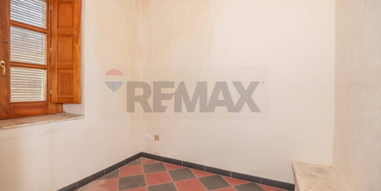 2025043092905-933686-12