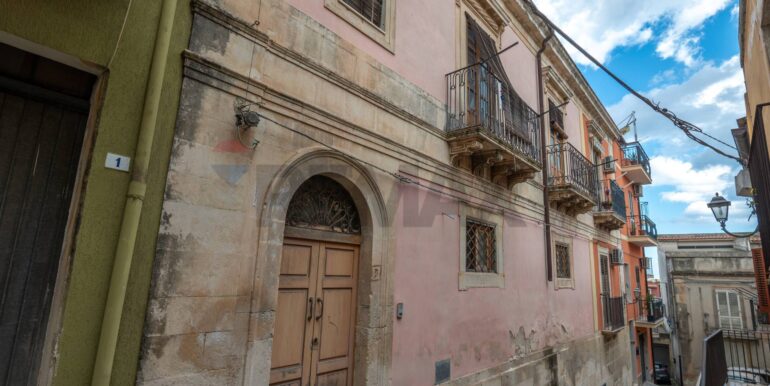 2025043093229-933686-30