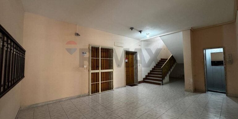 2025043094353-946058-5