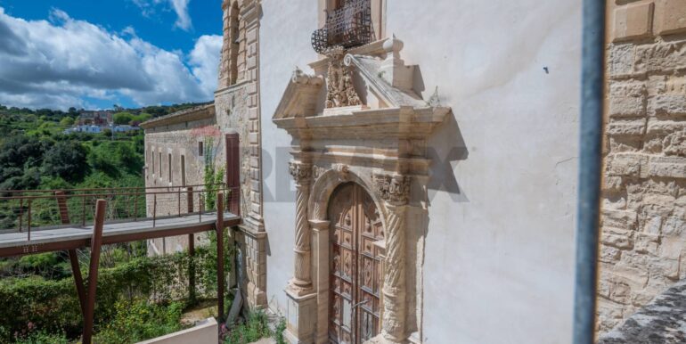 20250503152201-945008-9