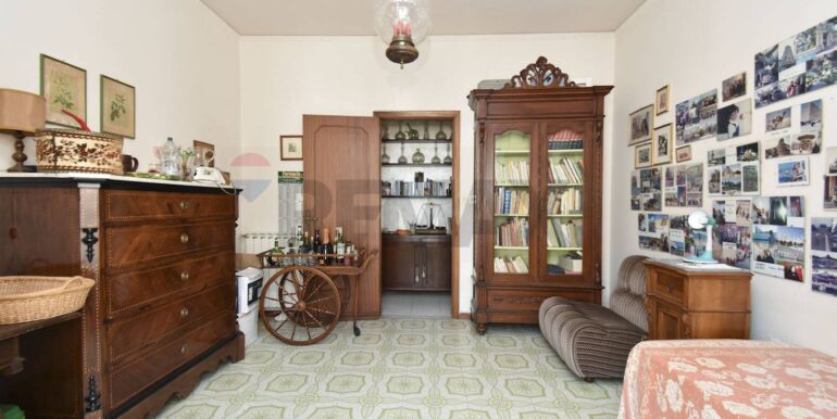 20250512112433-945801-65