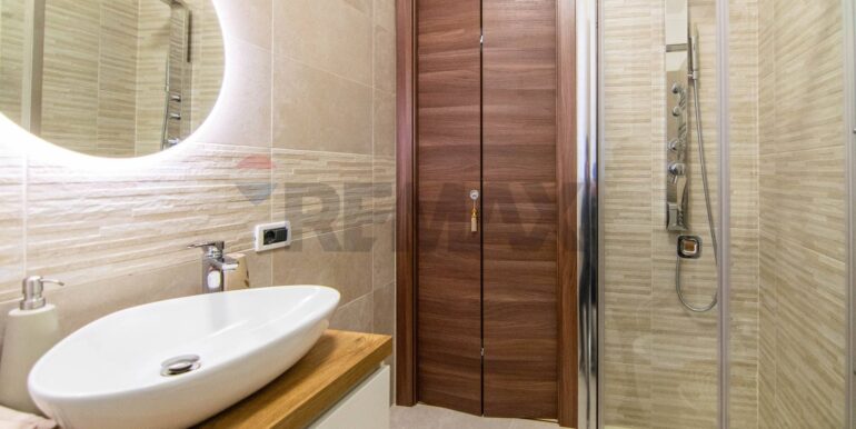 2025051393945-948222-15