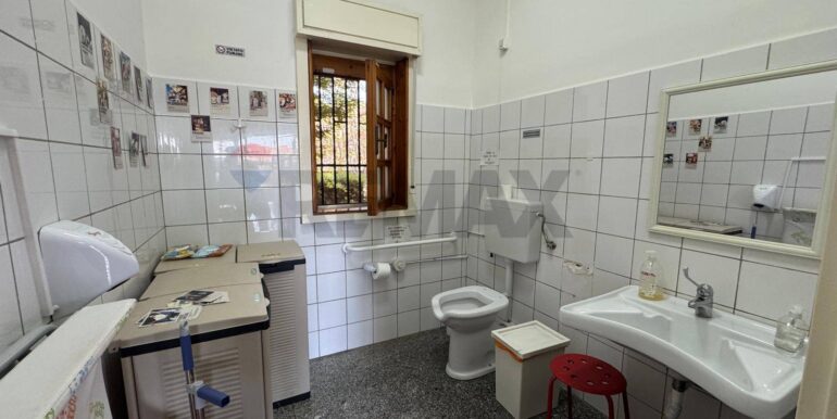 20250516191643-949766-11