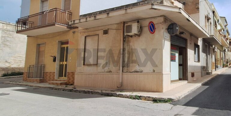 20250527185443-951928-13