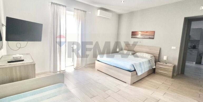 20250528224837-952281-5