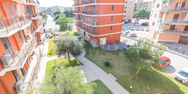 20250530193351-952975-8