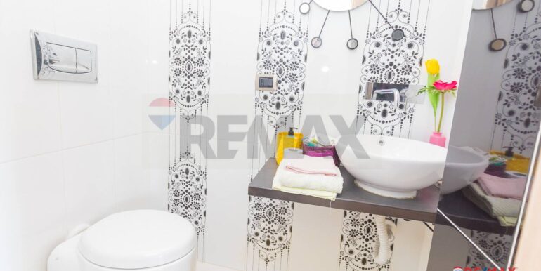 20250530193352-952975-9