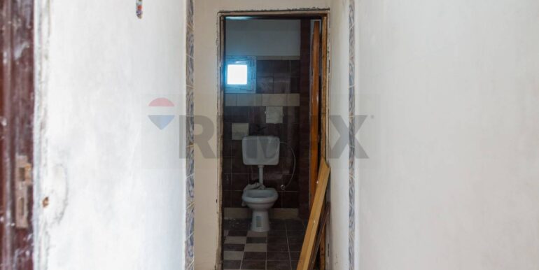 20250530235709-952986-35