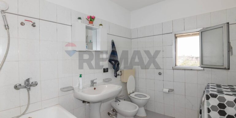 20250605212748-951131-18