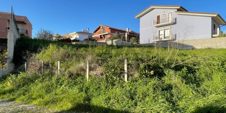 20250611173540-957916-4