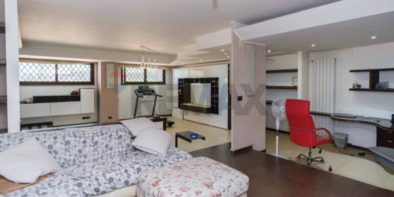 20250627183154-963186-6