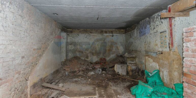 20250702214137-956160-7