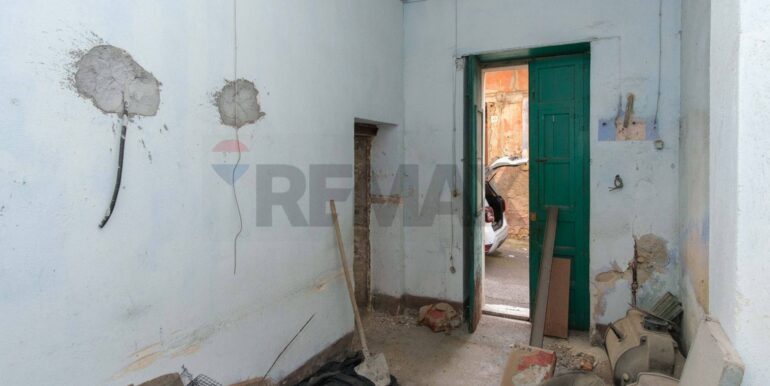 20250702214205-956160-13