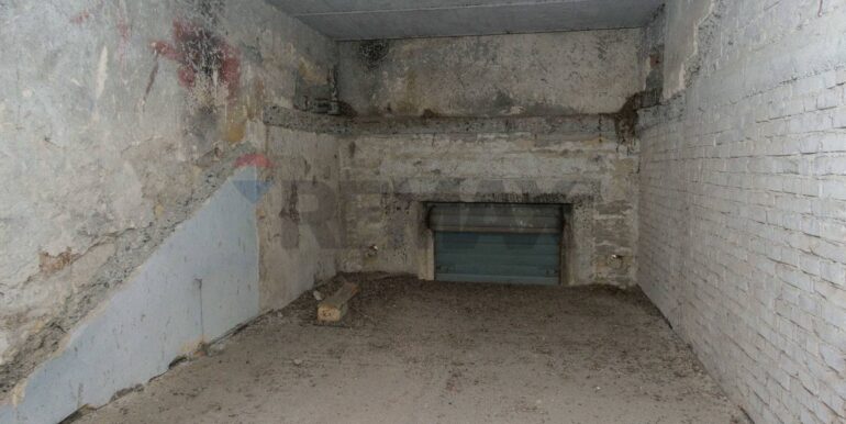 20250702214209-956160-14