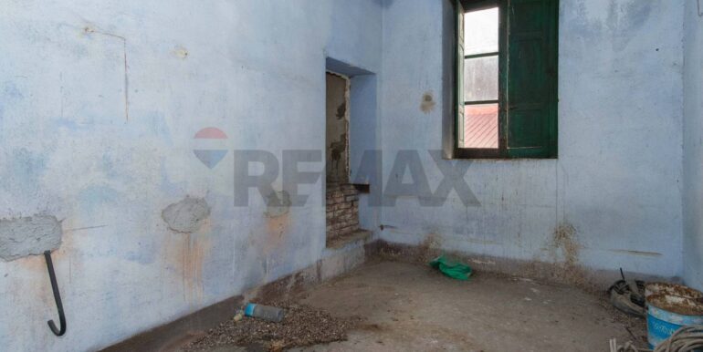 20250702214213-956160-15