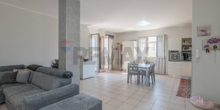 20250704125847-958175-12