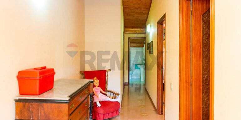 2025070470940-964869-37