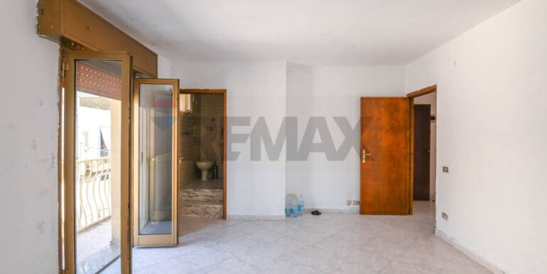 20250709181159-962334-7