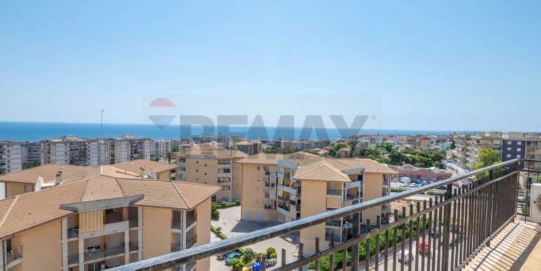 20250711201028-966459-11